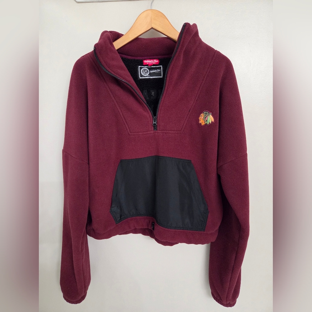 Chicago Blackhawks Mitchell And Ness Cropped Pullover Size Large